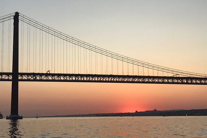 Romantic Sunset Sailing Experience in Lisbon - Praça do Comércio From the Water