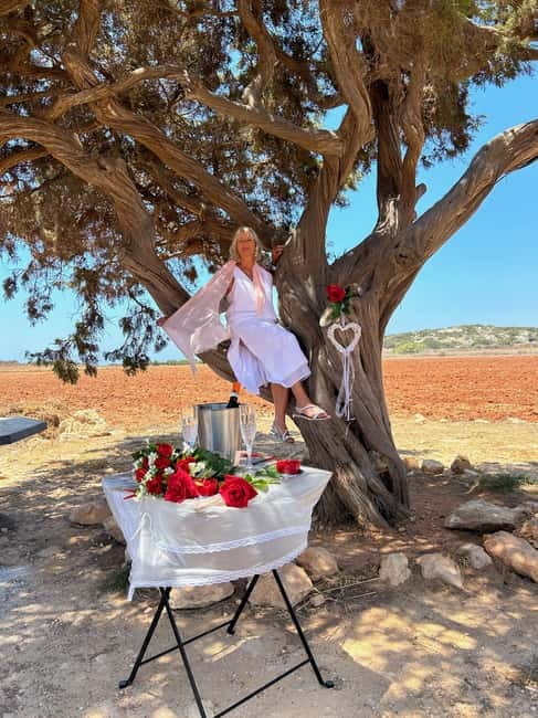 Romantic tour for lovers, couples or friends - Why Cape Greco works so well for a romantic outing