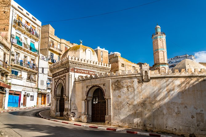 Romantic tour in Oran - Key points to know before booking