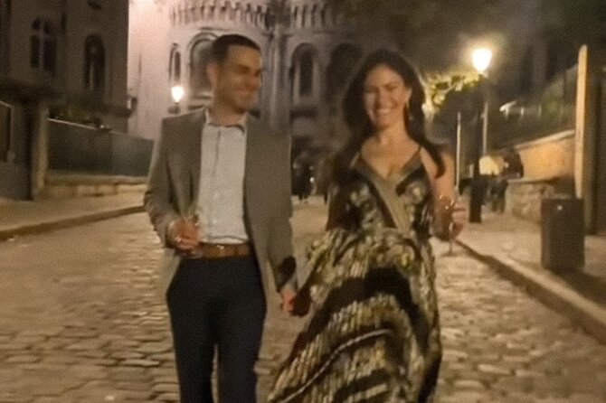 Romantic Tour of Paris in a Vintage Luxury Open-Top French Car - Rue Lepic, La Maison Rose, and the artists’ Montmartre