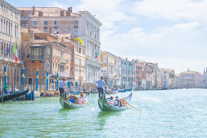 Romantic Venice: 30 Minute Gondola Ride with Serenade - Along the Grand Canal, Venice’s grand front door