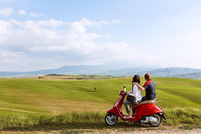 Romantic Vespa Tour and Wine Tasting - Why a Vespa is a smart way to see Val d’Orcia