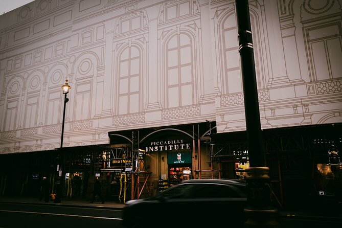 Romantic Walk in Soho - Why the private format changes the experience