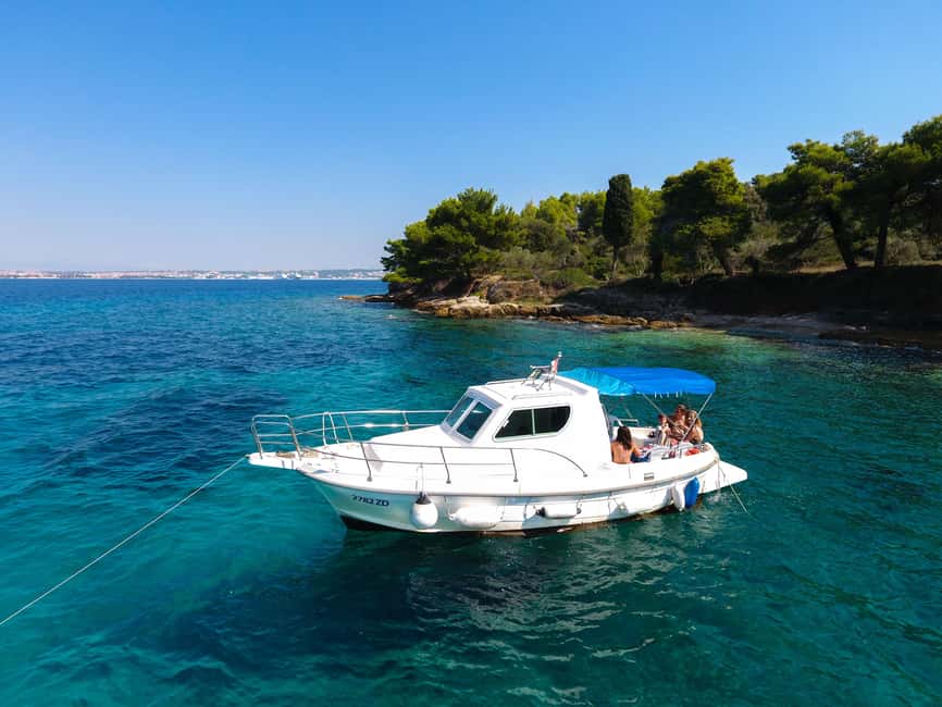 Romantic Zadar Sunset and Night Coctails Cruise - Cocktails, fritters, and the practical value of $35