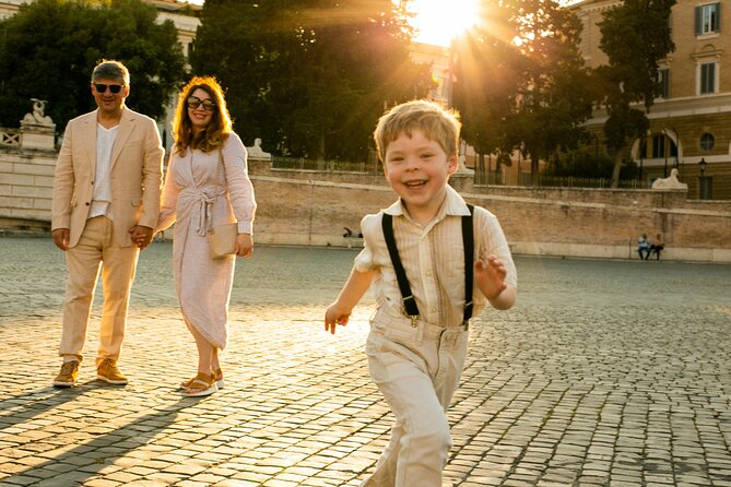 Rome: 1-Hour Private Photo Shoot for Family, Couples or Solo - Meeting at the Spanish Steps