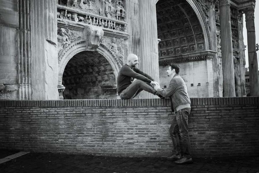 Rome: Couple Photoshoot Experience LGBTQ+ Friendly - Photo delivery, editing, and print options