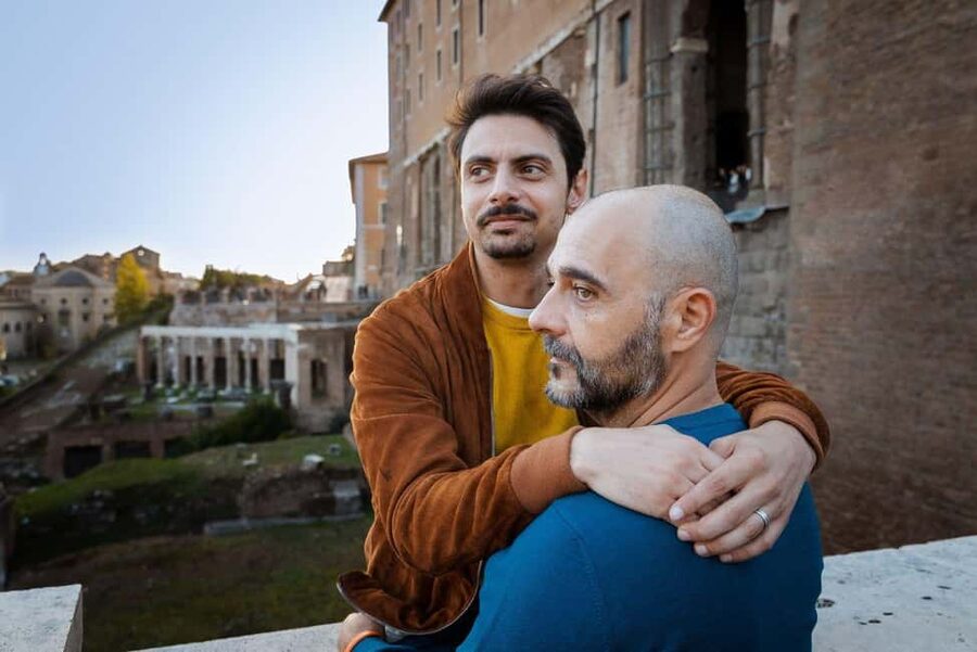 Rome: Couple Photoshoot Experience LGBTQ+ Friendly - Should you book the Rome couple photoshoot?