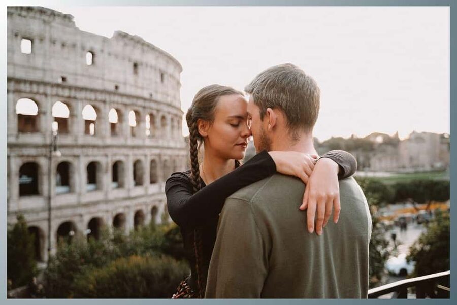 Rome: Couple Photoshoot – Iconic & Romantic - What happens during the session