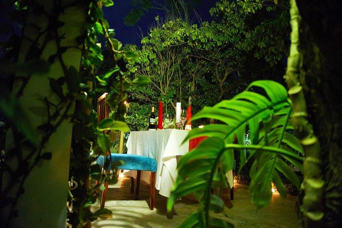 Rooftop Romantic Dinner - 4 Courses Set Meal & Wine - How private is the experience?