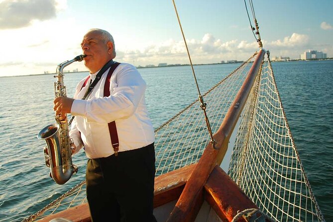 Sail Under Light of the Moon & Enjoy a Romantic Dinner in Spanish Galleon - Small Group, Shared Evening