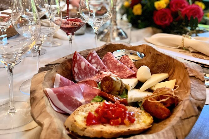 San Gimignano Romantic Dinner in the Vineyards - Arriving at Tenuta Torciano near San Gimignano