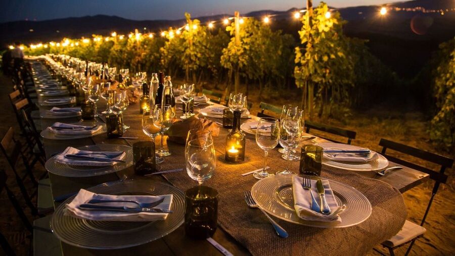 San Gimignano: Romantic Vineyard Dinner - Should you book the romantic vineyard dinner?