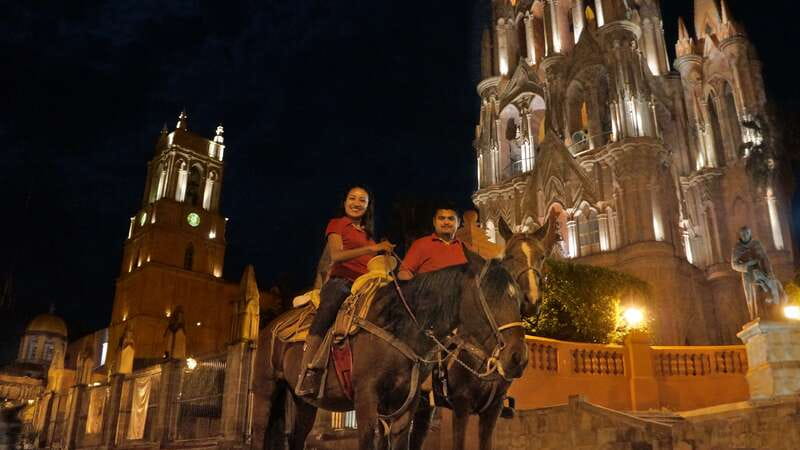 San Miguel: Romantic Horseback Riding at Sunset - Through Benito Juárez Park to El Jardin