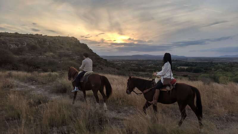 San Miguel: Romantic Horseback Riding at Sunset - The first hour: hills around San Miguel