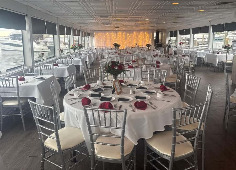 Sandestin: Sunset Dinner Cruise with Live Music - Live music, dancing, and the evening’s changing mood