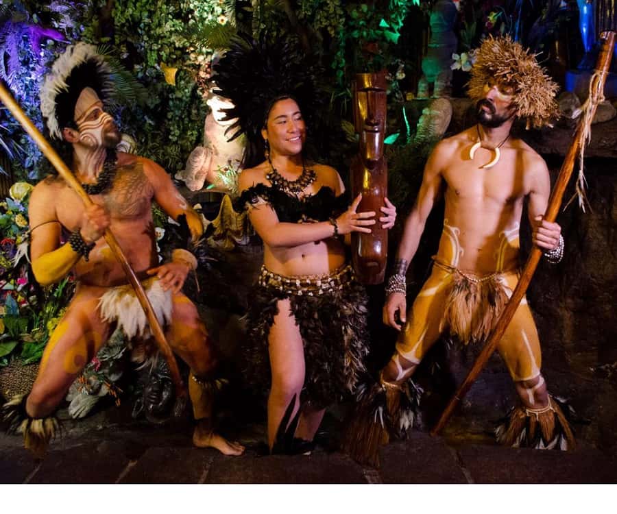 Santiago: Private Dinner & Chilean Folk Show with Transfers - The Rapa Nui ballet changes the pace