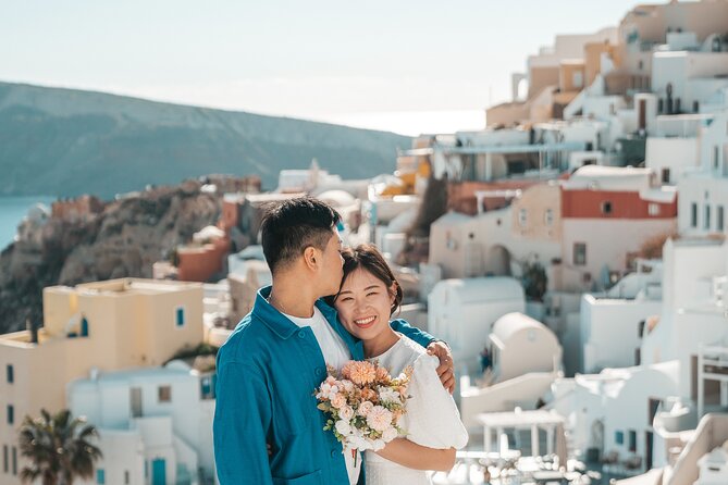 Santorini: Customized Private Photoshoot Walk in Oia - Is $120.98 good value for two?
