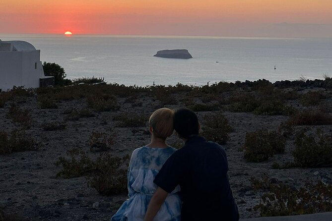 Santorini Honey Moon Romantic Private Sunset Wine Tour - The evening at a glance