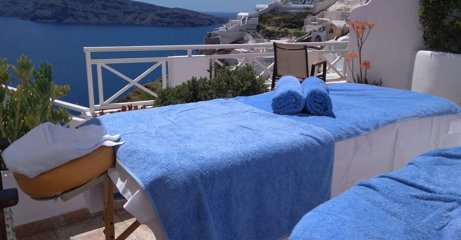 Santorini: Mobile Couples Massage at Your Private Villa - What the available feedback tells me