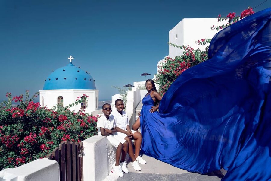 Santorini: Proposal Photoshoot l Private Entry to blue Dome - Why the photographer and assistant matter