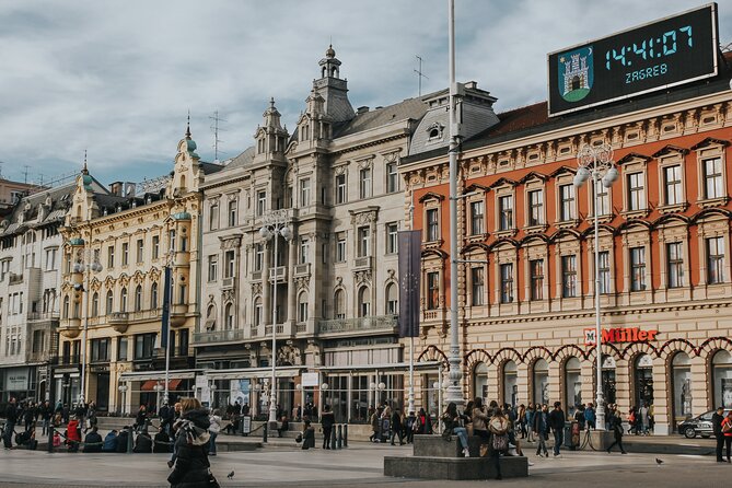 Searching for Love in Zagreb: Romantic Exploration Game and Tour - From major sights to details you might miss