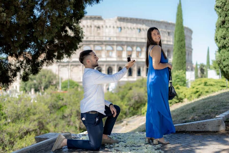 Secret Proposal Photoshoot in Rome + Reel - Key points at a glance