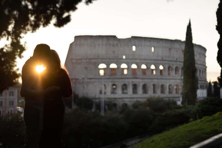 Secret Proposal Photoshoot in Rome + Reel - What you receive for $75