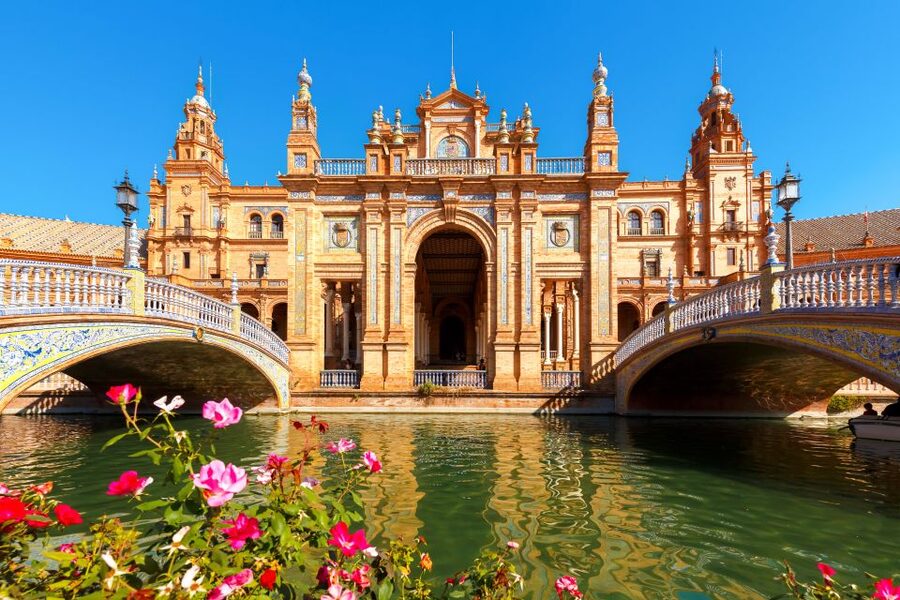 Seville: Authentic and Romantic Horse-Drawn Carriage Ride - Should you book it?