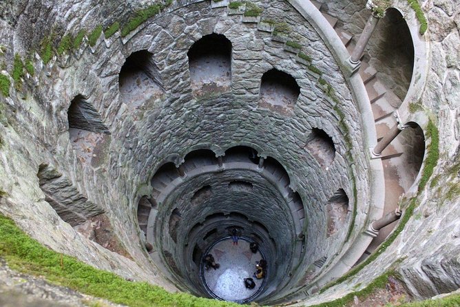 Sintra Romance and Mystery Private Tour - Sintra’s historic center and a 20-minute carriage ride