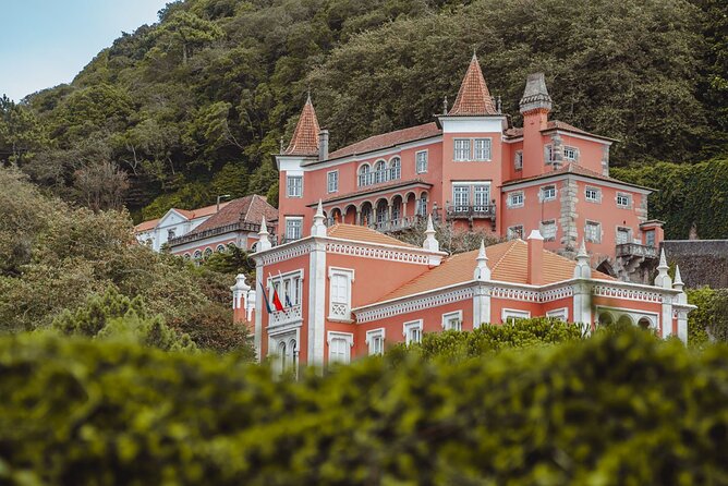 Sintra: The Romantic Village – Half-Day Private Guided Tour - Sintra old town, Piriquita, and ginjinha