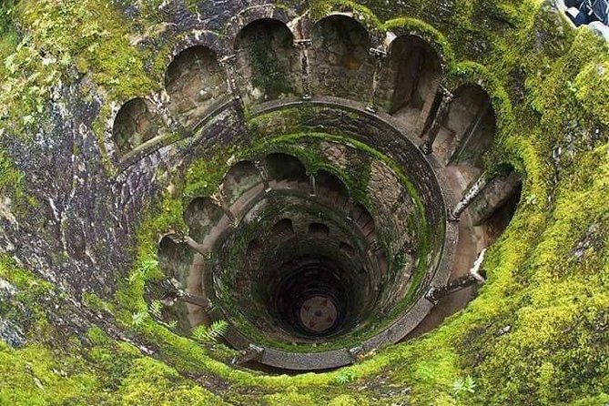 Sintra: The Romantic Village – Half-Day Private Guided Tour - The National Palace and the Moorish Fountain