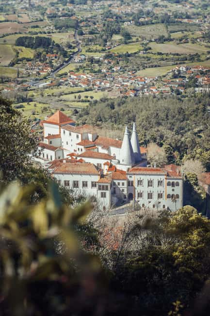Sintra: The Romantic Village – Private Half-Day Guided Tour - Starting at Fonte da Sabuga and the natural park