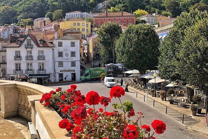 Sintra Walking Tour: Romantic Village & Palaces - Queijadas da Sapa and Sintra’s sweet side