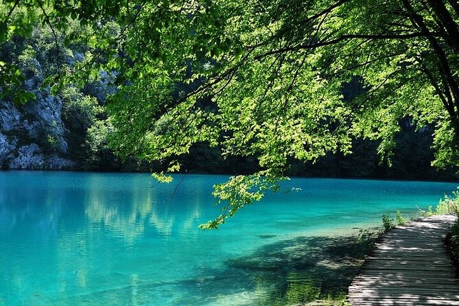 Split to Zagreb or airport Zagreb via Plitvice lakes for singles or couples - Turning the Split to Zagreb journey into a full day