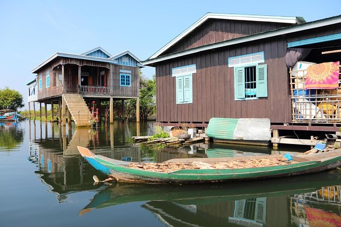 Sunset Dinner and drinks includes a Floating Village cruise tour. - What the four-hour Tonle Sap outing is really like