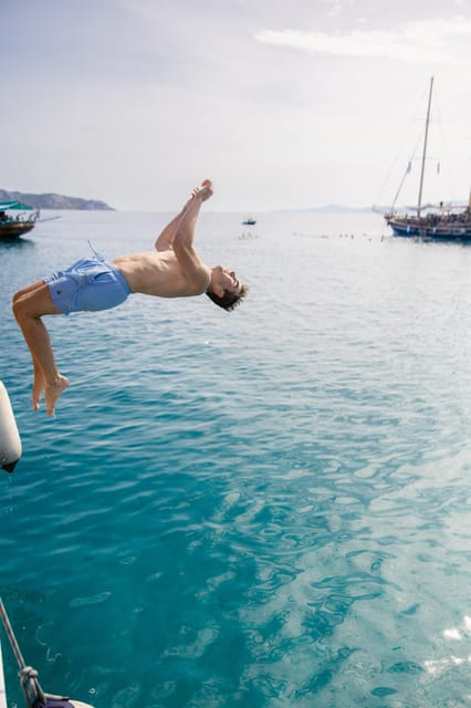 Sunset Dinner Cruise: Swim Stop, Drinks & Onboard Dining - Key points to know before booking