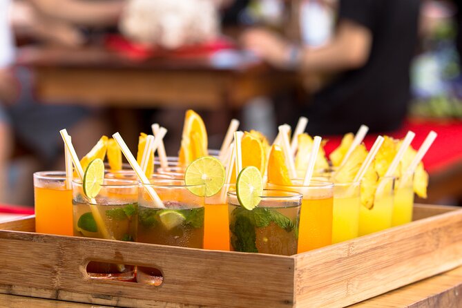 Sunset Dinner Cruise - Snacks, welcome drinks, and a slow coastal cruise