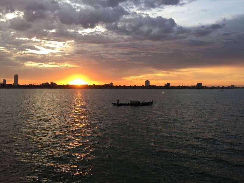 Sunset Dinner Tour: Tonle Sap Lake Floating Village - Who will enjoy this outing most?