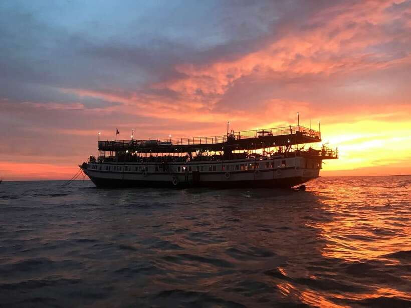 Sunset Dinner Tour: Tonle Sap Lake Floating Village - From Siem Reap to the lotus fields