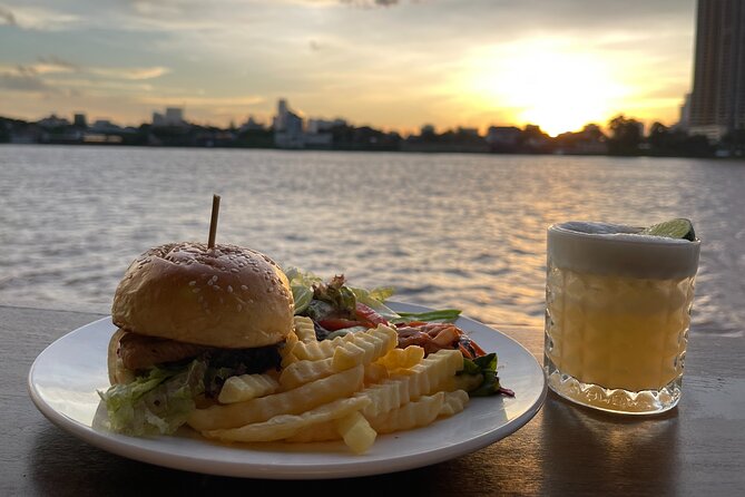 Sunset & Evening Dinner Cruise With One Way Free Pick Up - What the evening view is really like
