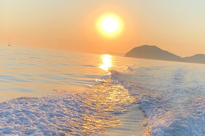 Sunset Tour–A Sunset That Isn’t Stuck in Front of the Old Town - Timing, weather, and practical planning