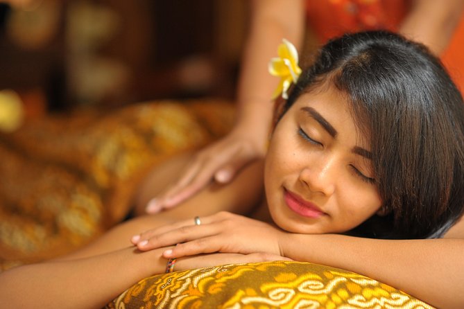 Sweet Dream Couple Treatment by ANJALI SPA - The flower milk jacuzzi and sparkling wine