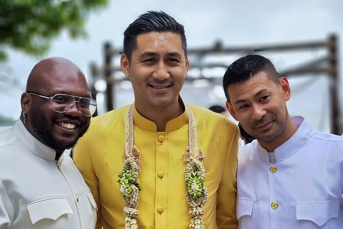 Thai Wedding ceremony (Bangkok) - The 45-minute Buddhist ritual at Wat Saket