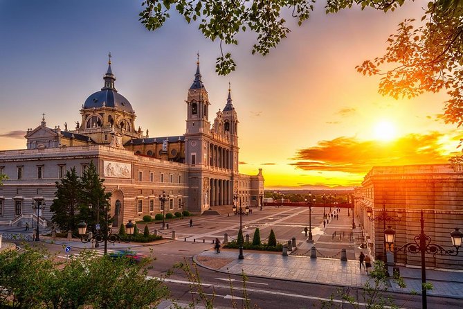 Total Reboot and Renew with top wellnes 3 hours couple experience - A three-hour reset in central Madrid