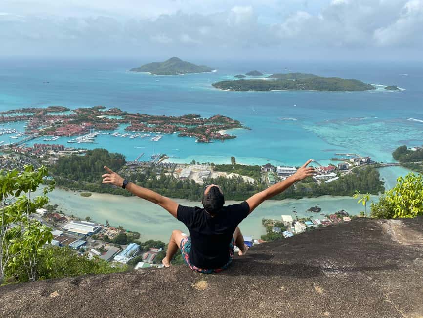 Tours and Hikes for Couples, Solo Travelers or Families - Why the guide matters on a flexible tour