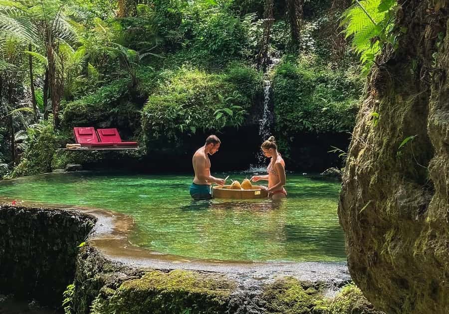 Ubud: Floating Breakfast, Jungle Swing & Spa Romantic Tour - Who should book this Ubud tour?