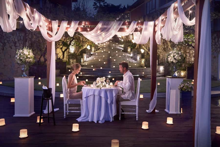 Ubud: Romantic 6-Course Candlelight Dinner in Ubud Valley - What the three-hour evening looks like