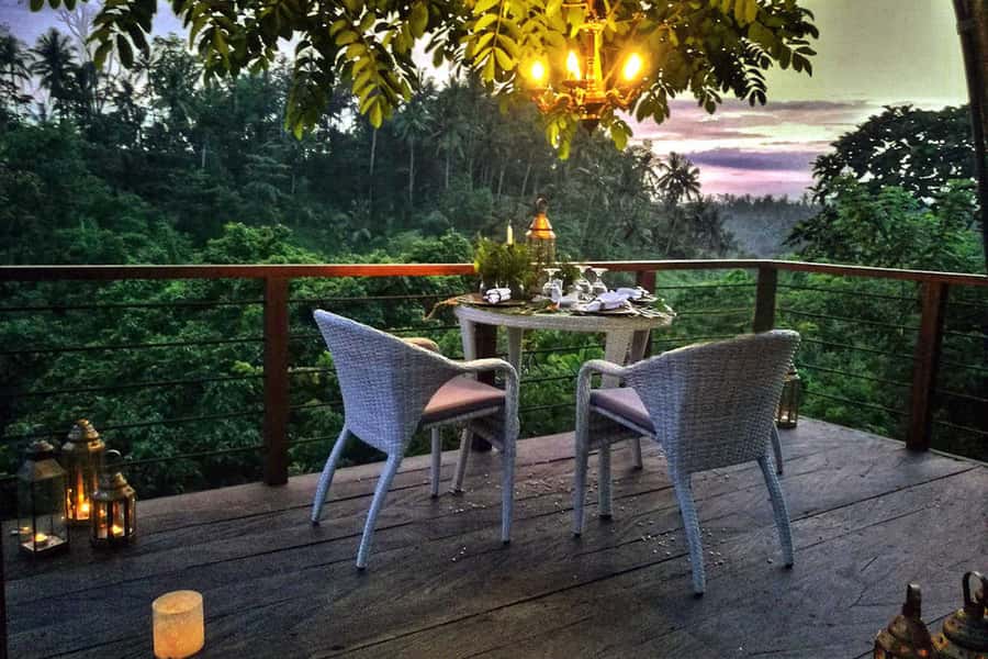 Ubud: Romantic Dinner on a Forest Tree Deck - What the six-course dinner includes