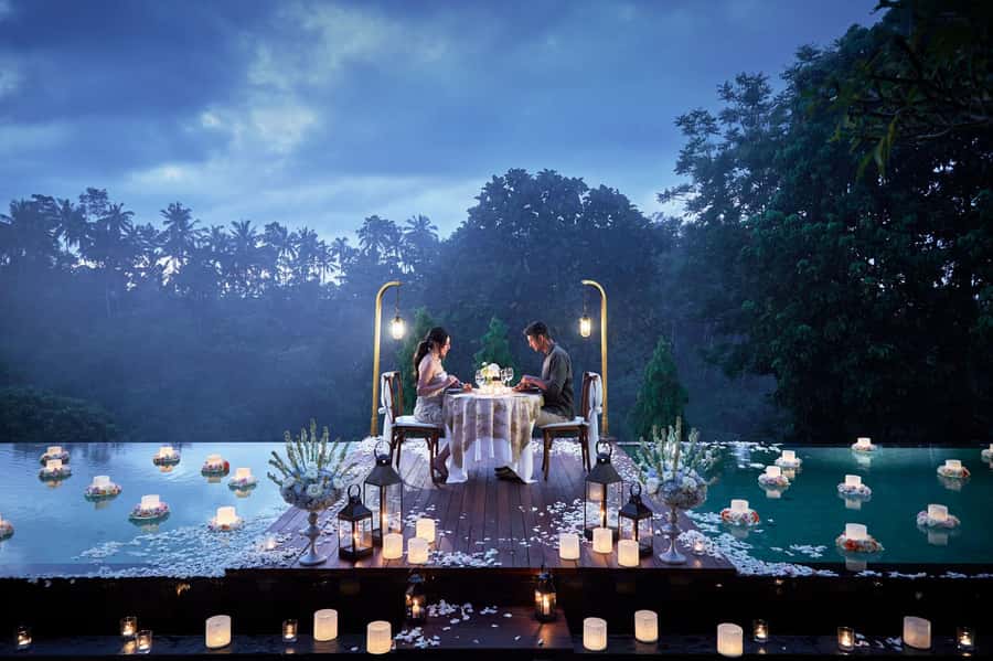 Ubud: Romantic Floating Dinner Under the Stars - Key details at a glance