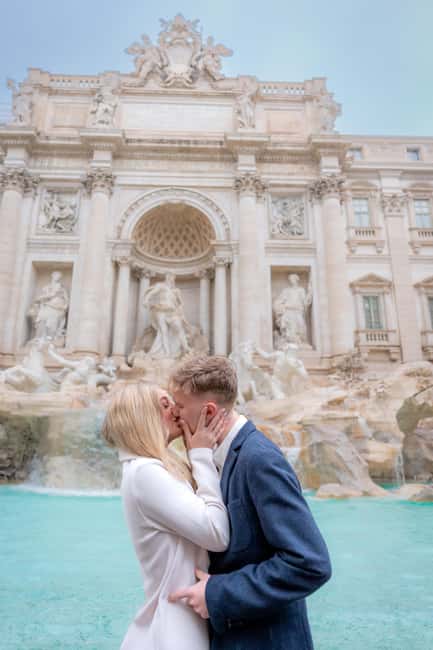 Unforgettable Wedding Photoshoot in Rome - Choosing between 20, 40, and 60 photos